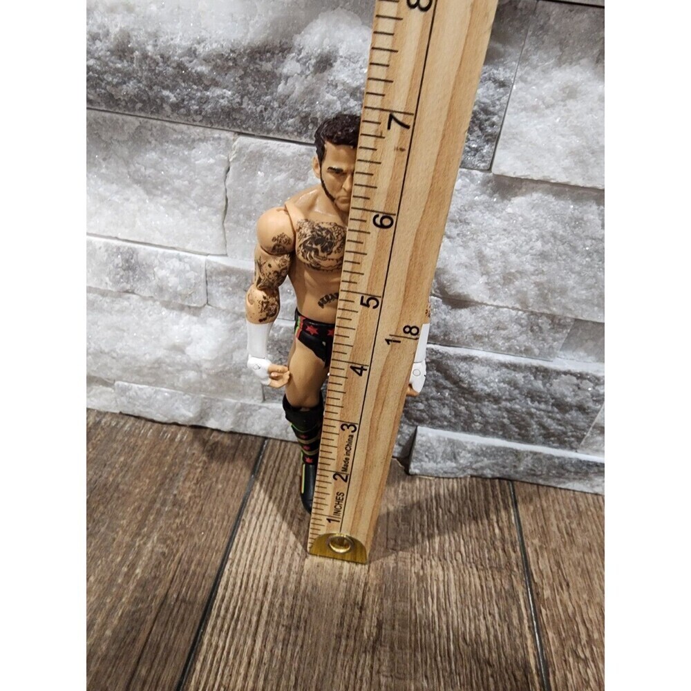 WWE CM Punk Main Event Basic Action Figure 2012 - Picture 3 of 3